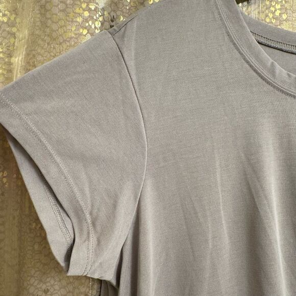 Torrid Modal Soft Stretchy Neutral Taupe Gray Knot Front T Shirt 00 M/L - Picture 3 of 6